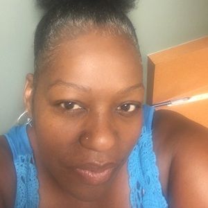 Meet your Posher, Nina